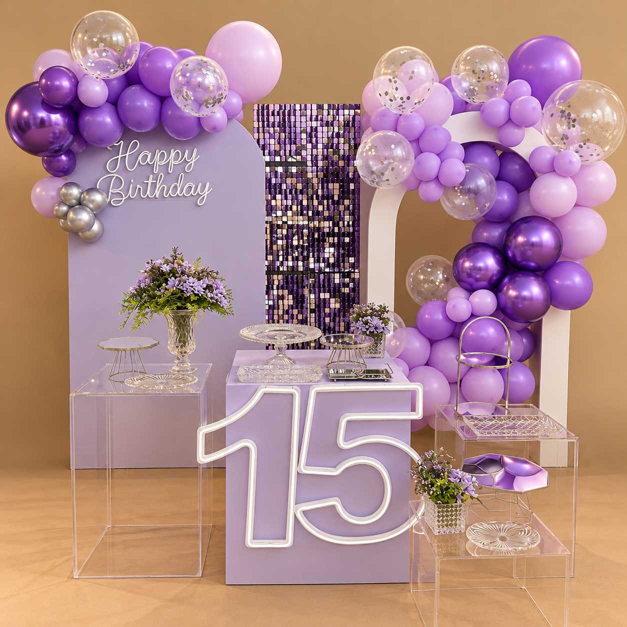 Cenário Personalizado Lilás e Roxo com Painel Shimmer – 15 Anos