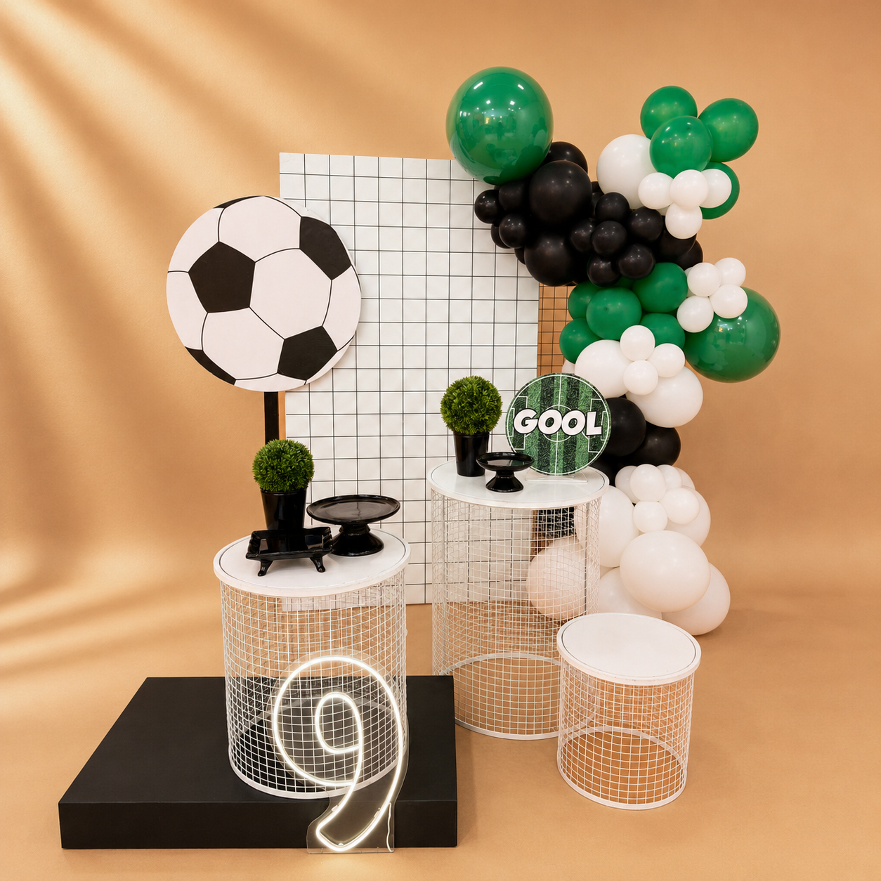Mini Cenário Personalizado ANIVERSÁRIO FUTEBOL Com GUIRLANDA DE BALÕES 